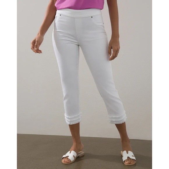 CHICO'S No Stain 21" Triple Fray Pull-on Capris Denim Alabaster Fringe  - 0 NWT - Picture 1 of 12